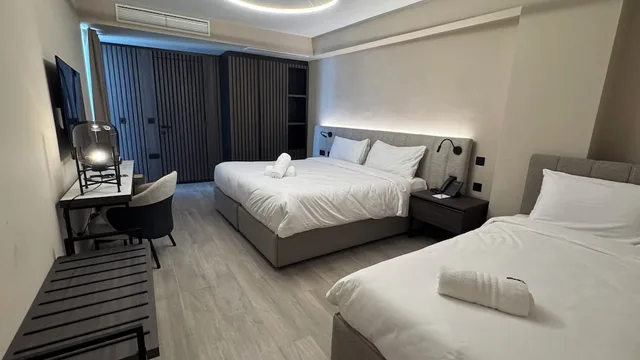غرفة ثلاثية بثلاثة أسرّة، Aste Hotel 2/6