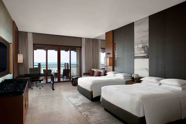 غرفة كلوب بسريرين مزدوجين بإطلالة على البحر، Haikou Marriott Hotel 5/10