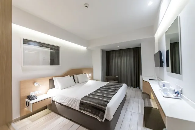 Room, King Bed, Inland View، Evalena Beach Hotel 2/3