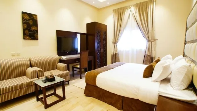 شقة بسرير كينج، فندق المهيدب سدير الرياض(Almuhaidb Sudair) 1/1