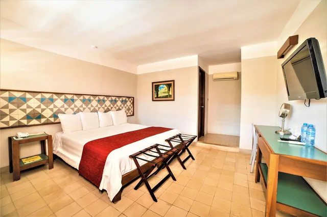 غرفة سوبيريور بسرير كينج، Hotel Caribe Merida Yucatan by Kavia 2/8