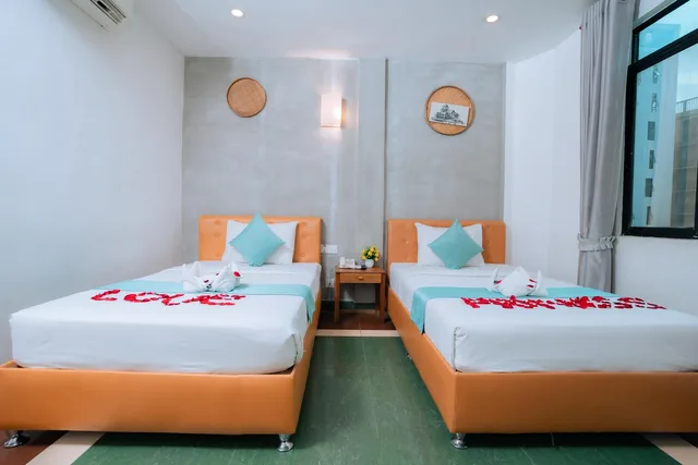 غرفة سوبيريور بسريرين منفصلين بإطلالة، Grand Elevation Hotel 2/2