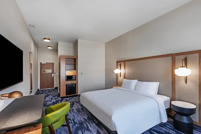 غرفة بسرير كينج لذوي الإعاقة، Fairfield Inn & Suites by Marriott Aberdeen 1/6