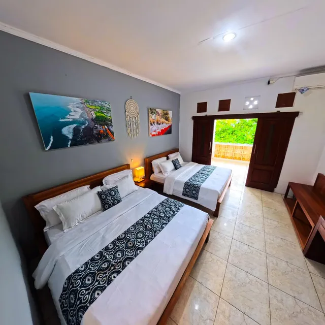 غرفة ديلوكس عائلية بسريرين كوين، Ketapang Guest House Canggu by ZUZU 1/1