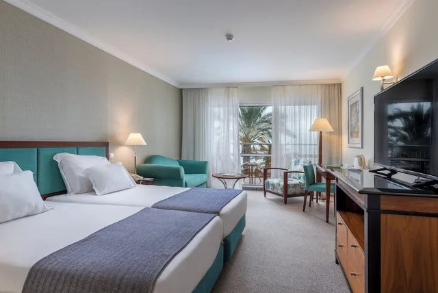 Room, Twin Beds, Land View, Pestana Grand Premium Ocean Resort 2/10