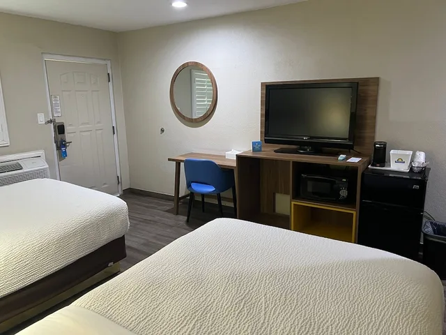 غرفة بسريرين مزدوجين، Days Inn By Wyndham El Centro 9/10