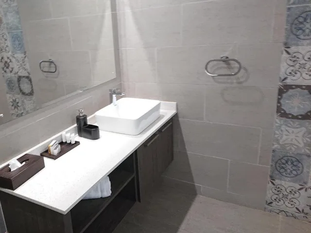 جناح فاخر بسرير كينج، Unitas Guesthouse 4/6