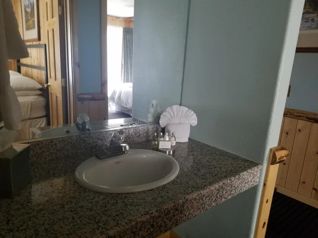 2 Bedrooms, Town House, King Bed، 3 Peaks Resort Beach Club 4/8