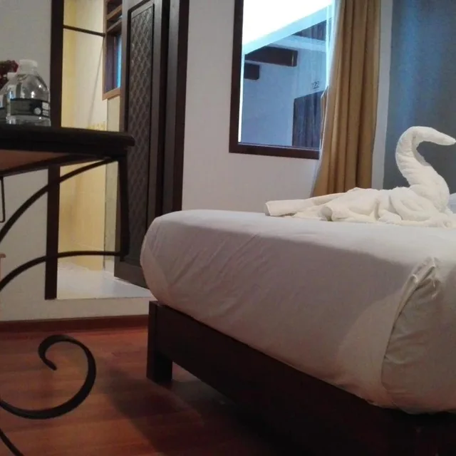 Room, Quadruple, Hotel Na'lum 4/10