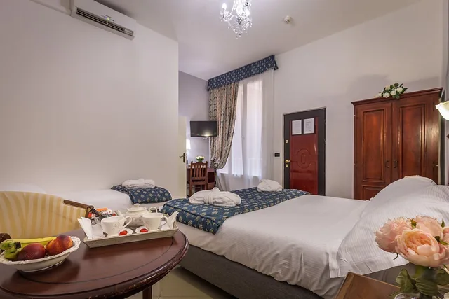 غرفة قياسية ثلاثية بسرير مزدوج وسرير فردي بغرفة نوم واحدة، Hotel Veneto 8/10