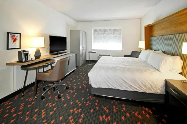 جناح ديلوكس، Holiday Inn & Suites Calgary Airport North 1/10
