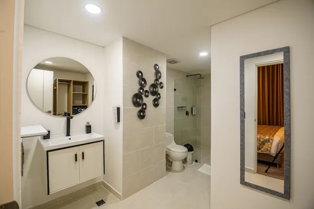 شقة بانورامية بسرير كينج وسرير كوين بإطلالة على المدينة بشرفة، First Class Hotel 5/5
