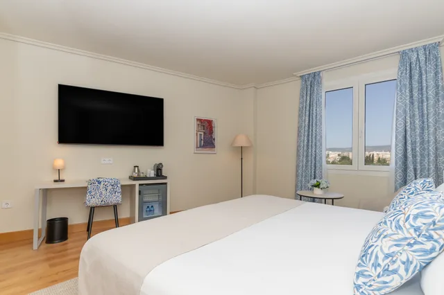 Deluxe, Mosque View، Hesperia Cordoba 4/7
