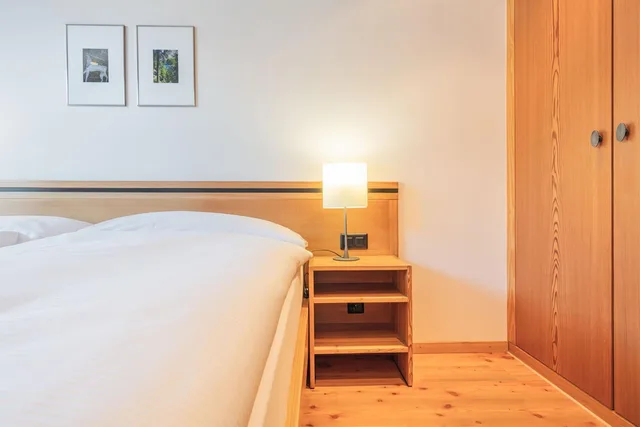 غرفة كلاسيكية بسريرين منفصلين، Laudinella Hotel 2/5