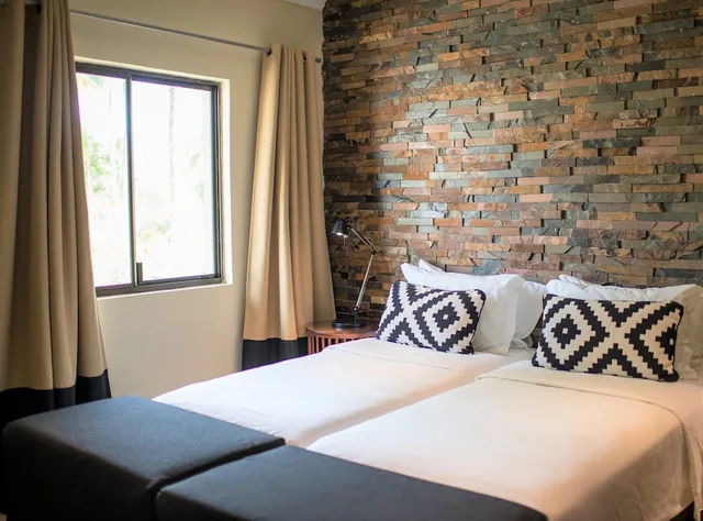 Premier, Twin Beds, Balcony, Garden Area، Omali Sao Tome 1/1