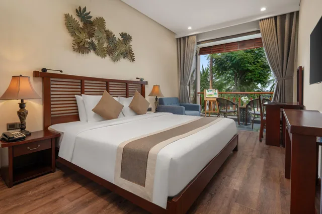 جناح بسرير مزدوج بمسبح خاص، Silk Sense Hoi An River Resort 1/2