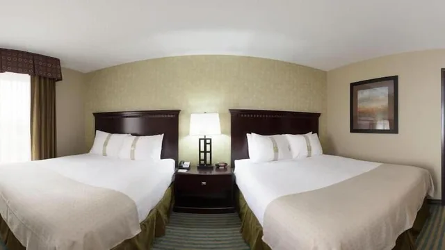 غرفة قياسية بسريرين مزدوجين لذوي الإعاقة، Holiday Inn Columbia-East 2/3
