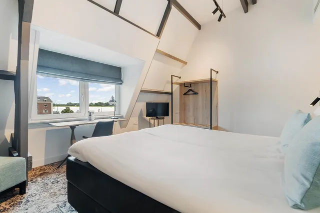 غرفة سوبيريور بسرير كينج، Hotel Maassluis 1/3