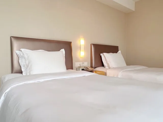 Standard, Twin Beds, Extra Floor Space, Holiday Inn Express Changzhou Lanling 5/9