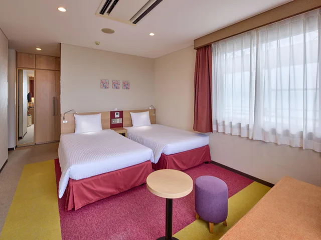 غرفة ديلوكس بثلاثة أسرّة بإطلالة على البحر، Hotel Yugaf Inn Okinawa 4/4