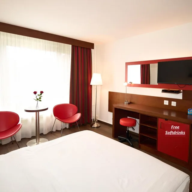 غرفة ديلوكس بسرير كينج، Hotel Conti 5/10