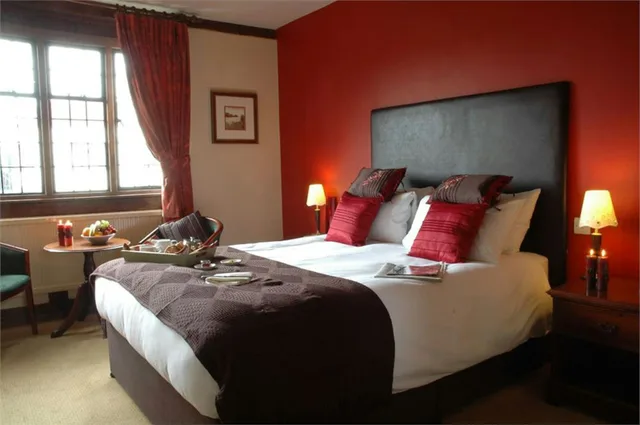 Room, Double Bed, THE BULL 1/3