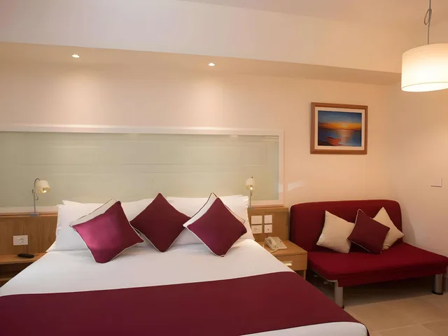 غرفة بسرير مزدوج بإطلالة على البحر، Mercure Hurghada 5/10