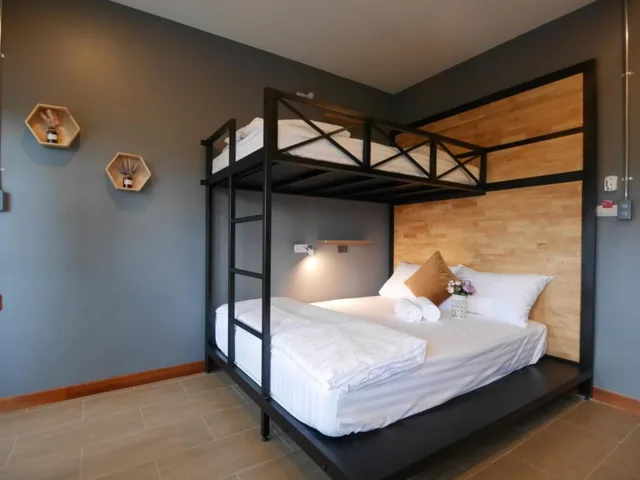 غرفة عائلية، Ray Hostel 1/4