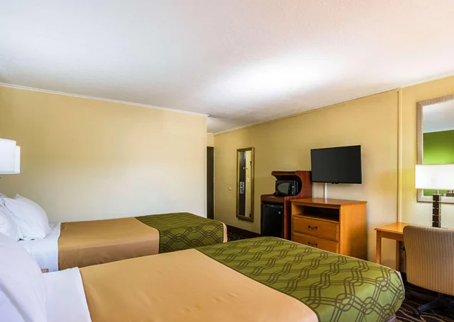 غرفة بسريرين مزدوجين للمدخنين، Econo Lodge Garden City - Savannah 5/5