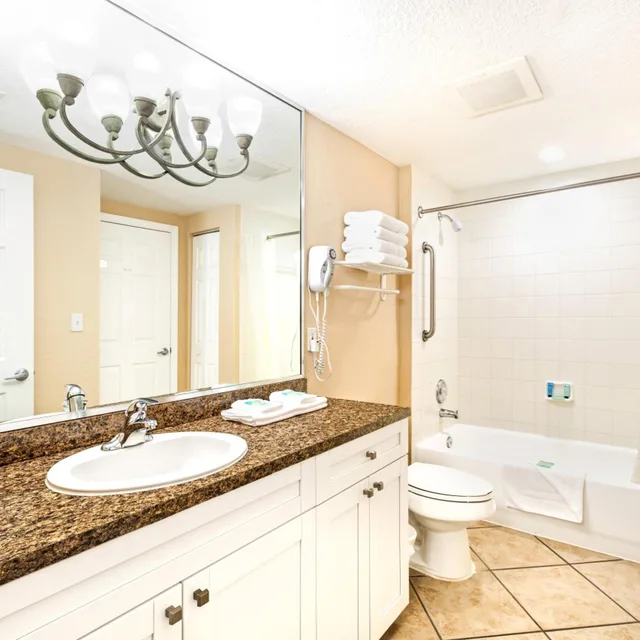 2 Bedrooms, Suite, Vacation Village At Weston 6/8