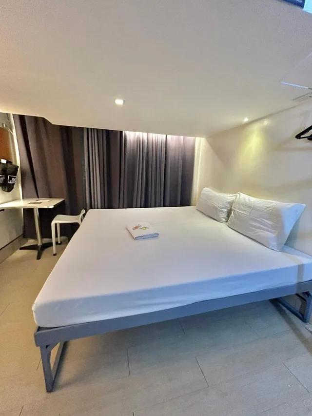 غرفة رباعية، Selah Lofts Pasay Hotel 2/3