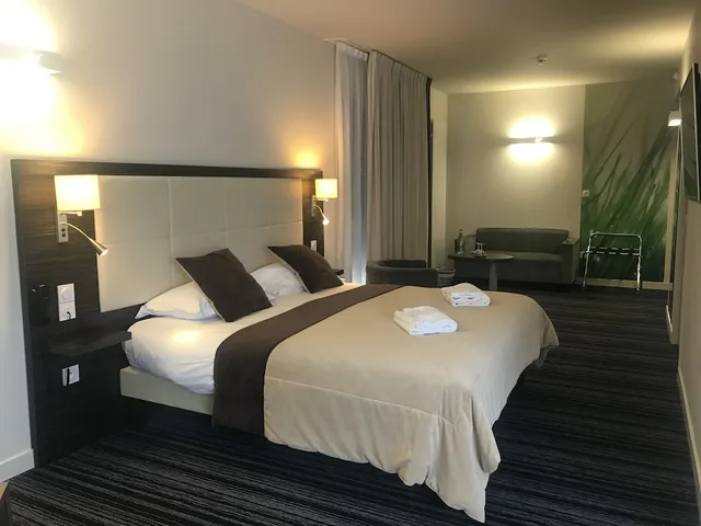 Vip, Suite, King Bed، The Originals City, Hotel La Verriaire, Cholet Sud 2/4