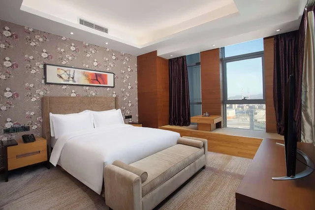 جناح بزنس بسرير كينج، Days Hotel by Wyndham Jilin Railway Station 1/1
