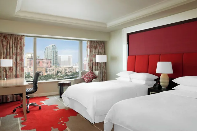 Deluxe, Twin Beds, Londoner Grand, a Luxury Collection Hotel, Macau 2/3