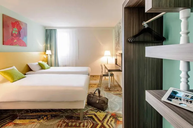 غرفة كومفورت بسريرين منفصلين، ibis Styles Speyer 1/3