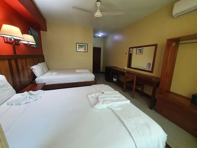 غرفة ديلوكس بسريرين مزدوجين، Caye Caulker Plaza Hotel 2/9