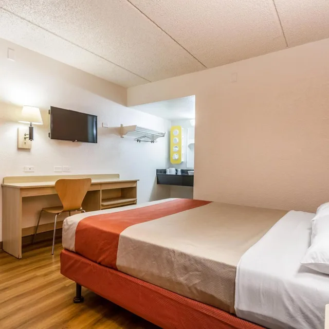 غرفة بسرير كوين، Motel6 Tempe, AZ – Phoenix Airport – Priest Dr 2/10