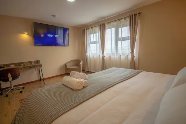 غرفة قياسية بسرير كينج بإطلالة على المدينة، Gran Hotel Aysen 3/3