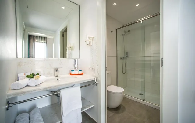 1 Bedroom, 4 People, Ona Living Barcelona 2/2