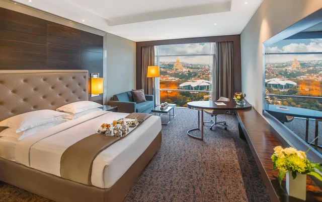 غرفة كلوب بإطلالة على النهر، The Biltmore Hotel Tbilisi 2/7