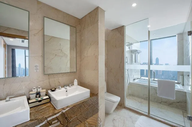 جناح بسرير كينج بإطلالة، Chongqing C-Plaza Hotel 4/6