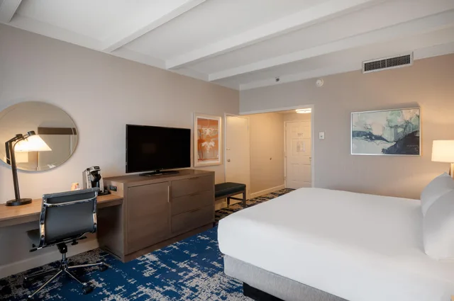 غرفة بسرير كينج، Crowne Plaza Albany The Desmond Hotel (ex The Desmond Hotel Albany) 4/6
