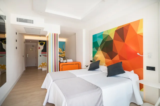Superior, Double Bed, Pool View, Bathtub, Thb Naeco Ibiza - Adults Only 4/9