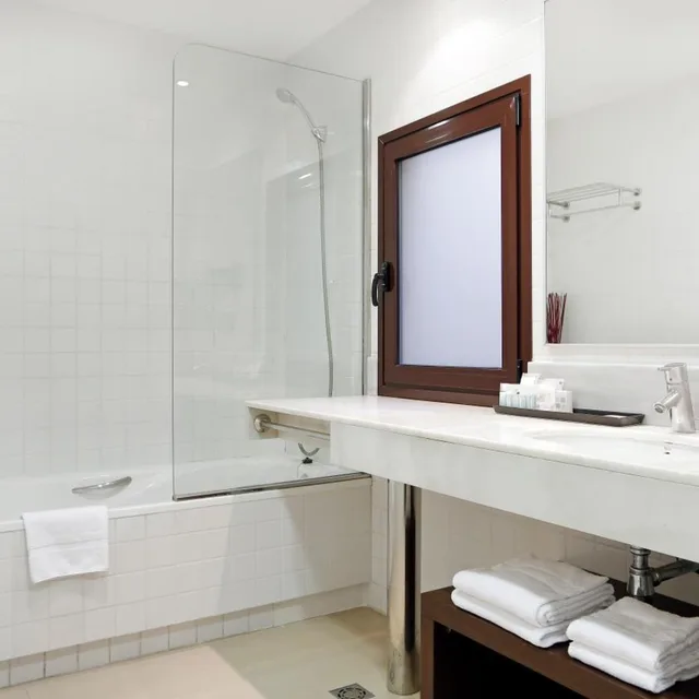 جناح جونيور مع أريكة، Hotel Arc La Rambla 5/6