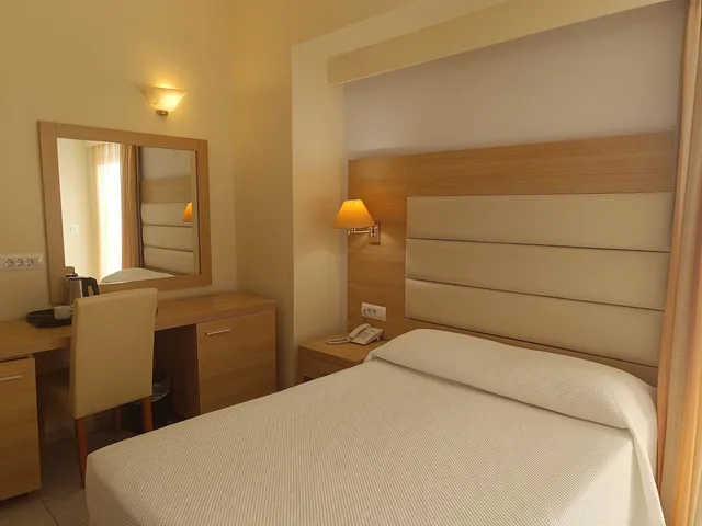 Standard, Single, Double Bed, Inland View, Belair Beach Hotel 4/6