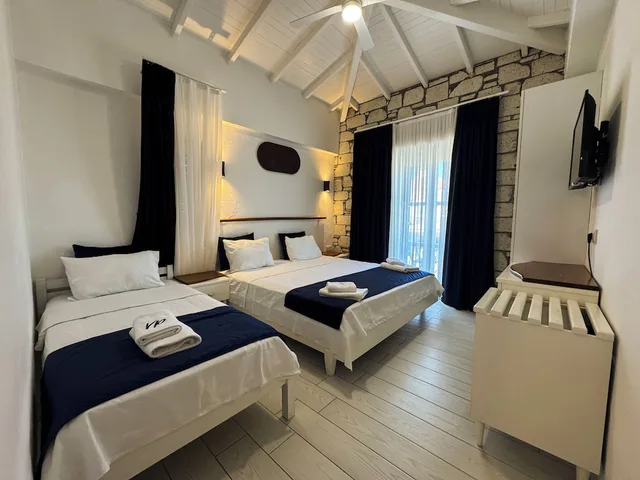غرفة سوبيريور ثلاثية بسرير مزدوج وسرير فردي، Villa Peri Butik Otel 1/4