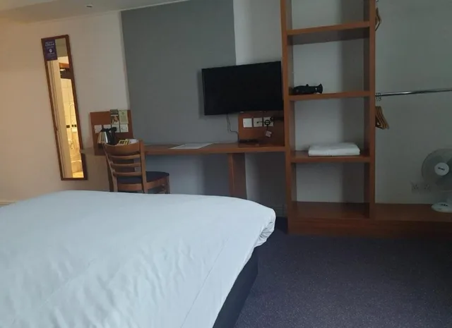 غرفة بسرير مزدوج لذوي الإعاقة، Premier Inn Middlesbrough South Guisborough 2/4