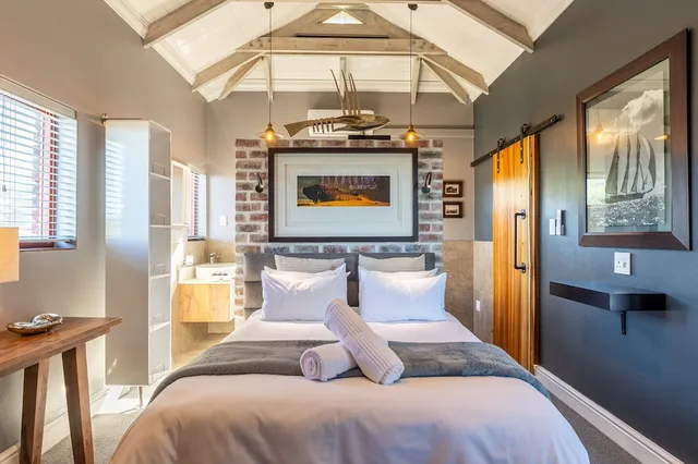 جناح استوديو فاخر بسرير كوين، Boardwalk Lodge 1/4