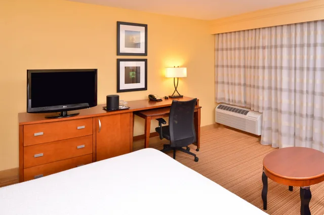 غرفة بسريرين كوين، Courtyard by Marriott Tampa North/I-75 Fletcher 9/10