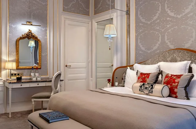 Duke of Westminster, Prestige, Suite, Queen Bed، Hotel Westminster 4/9